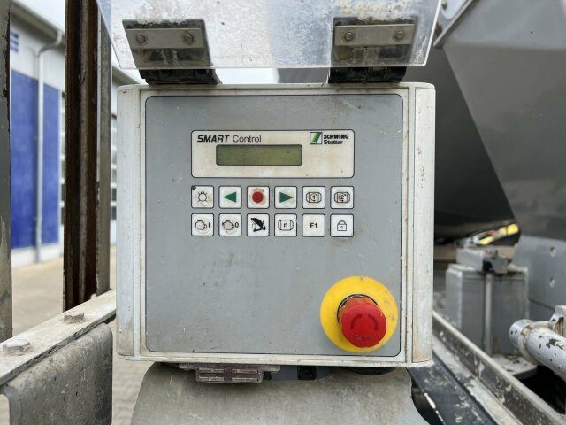 Schwing Stetter Betonmischer Auflieger 10 m³ - Poluprikolica mikser: slika Schwing Stetter Betonmischer Auflieger 10 m³ - Poluprikolica mikser Schwing Stetter Betonmischer Auflieger 10 m³ - Poluprikolica mikser: slika Schwing Stetter Betonmischer Auflieger 10 m³ - Poluprikolica mikser