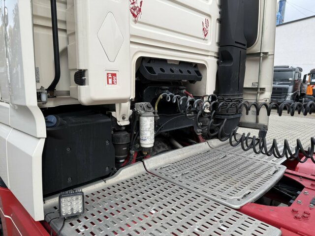 DAF XF480 FT 4x2 SZM Euro 6 ADR - Tegljač: slika DAF XF480 FT 4x2 SZM Euro 6 ADR - Tegljač DAF XF480 FT 4x2 SZM Euro 6 ADR - Tegljač: slika DAF XF480 FT 4x2 SZM Euro 6 ADR - Tegljač