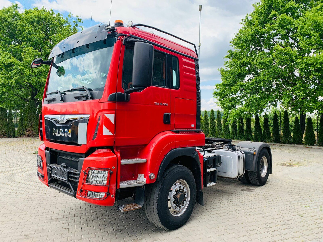 MAN TGS 18.500 4x4H BLS Euro 6 SZM Kipphyd. Retarder - Tegljač: slika MAN TGS 18.500 4x4H BLS Euro 6 SZM Kipphyd. Retarder - Tegljač MAN TGS 18.500 4x4H BLS Euro 6 SZM Kipphyd. Retarder - Tegljač: slika MAN TGS 18.500 4x4H BLS Euro 6 SZM Kipphyd. Retarder - Tegljač