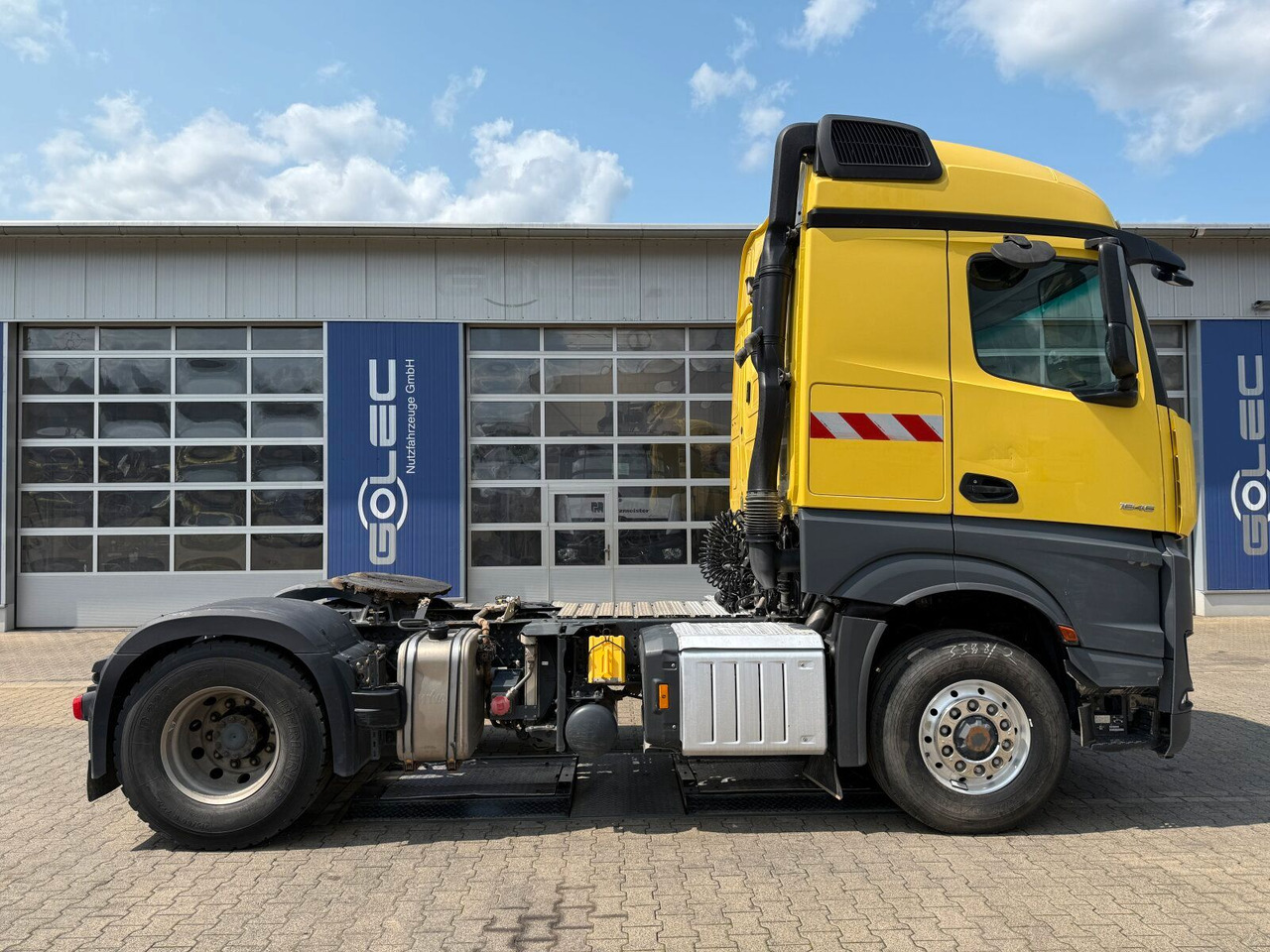 Mercedes-Benz ACTROS 1846 4x4 HAD Eur 6 Kipphydraulik Retarder - Tegljač: slika Mercedes-Benz ACTROS 1846 4x4 HAD Eur 6 Kipphydraulik Retarder - Tegljač Mercedes-Benz ACTROS 1846 4x4 HAD Eur 6 Kipphydraulik Retarder - Tegljač: slika Mercedes-Benz ACTROS 1846 4x4 HAD Eur 6 Kipphydraulik Retarder - Tegljač