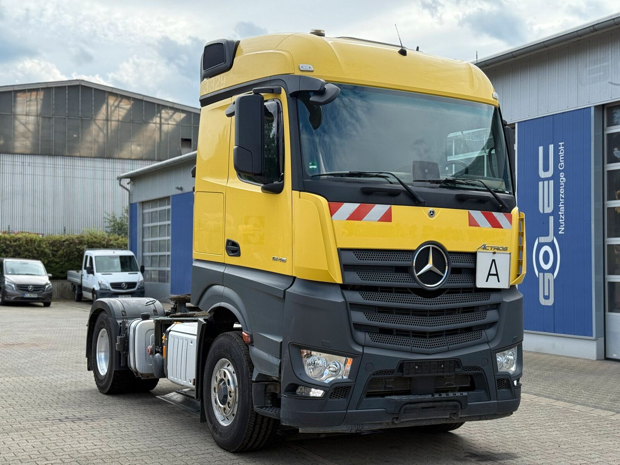 Mercedes-Benz ACTROS 1846 4x4 HAD Eur 6 Kipphydraulik Retarder - Tegljač: slika Mercedes-Benz ACTROS 1846 4x4 HAD Eur 6 Kipphydraulik Retarder - Tegljač Mercedes-Benz ACTROS 1846 4x4 HAD Eur 6 Kipphydraulik Retarder - Tegljač: slika Mercedes-Benz ACTROS 1846 4x4 HAD Eur 6 Kipphydraulik Retarder - Tegljač