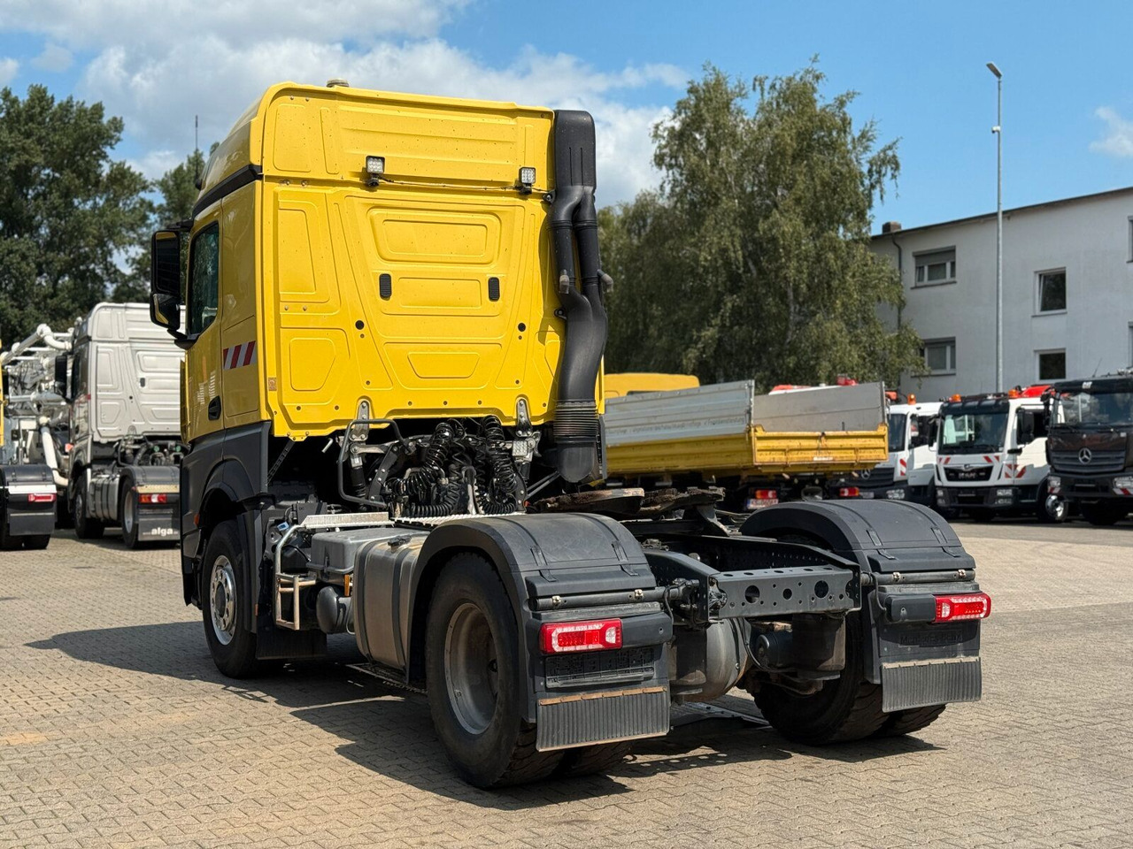 Mercedes-Benz ACTROS 1846 4x4 HAD Eur 6 Kipphydraulik Retarder - Tegljač: slika Mercedes-Benz ACTROS 1846 4x4 HAD Eur 6 Kipphydraulik Retarder - Tegljač Mercedes-Benz ACTROS 1846 4x4 HAD Eur 6 Kipphydraulik Retarder - Tegljač: slika Mercedes-Benz ACTROS 1846 4x4 HAD Eur 6 Kipphydraulik Retarder - Tegljač
