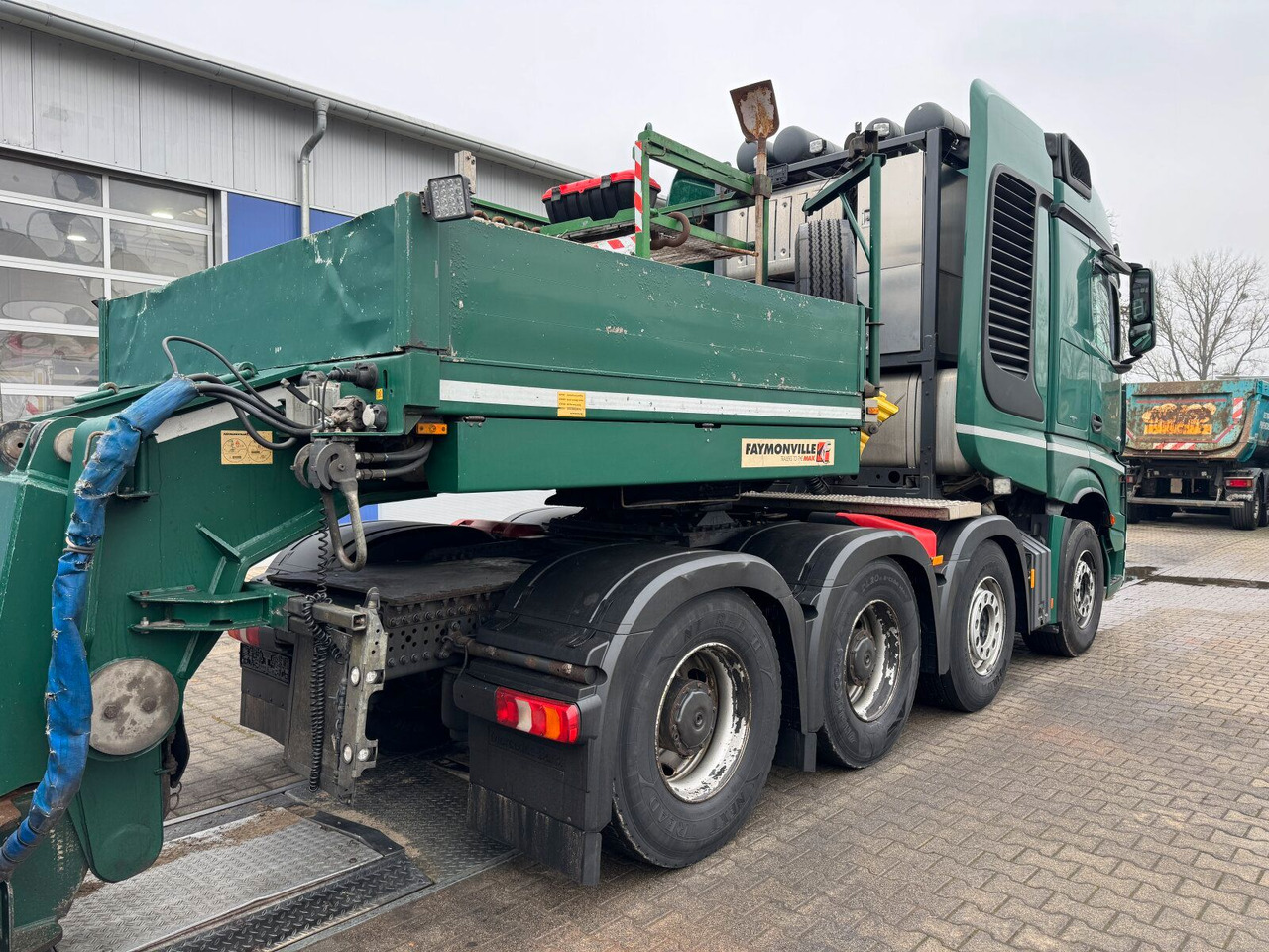 Mercedes-Benz ACTROS 4163 8x4 Schwerlast +Tieflader 4+2 *83 T - Tegljač: slika Mercedes-Benz ACTROS 4163 8x4 Schwerlast +Tieflader 4+2 *83 T - Tegljač Mercedes-Benz ACTROS 4163 8x4 Schwerlast +Tieflader 4+2 *83 T - Tegljač: slika Mercedes-Benz ACTROS 4163 8x4 Schwerlast +Tieflader 4+2 *83 T - Tegljač