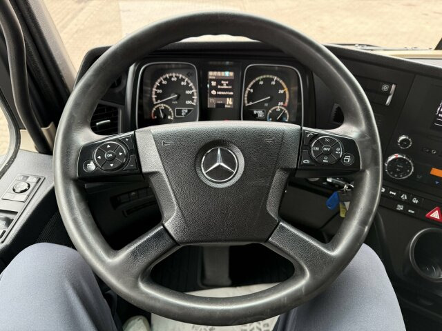 Mercedes-Benz Actros 1845 SZM 4x2 Retarder Kipphydraulik - Tegljač: slika Mercedes-Benz Actros 1845 SZM 4x2 Retarder Kipphydraulik - Tegljač Mercedes-Benz Actros 1845 SZM 4x2 Retarder Kipphydraulik - Tegljač: slika Mercedes-Benz Actros 1845 SZM 4x2 Retarder Kipphydraulik - Tegljač