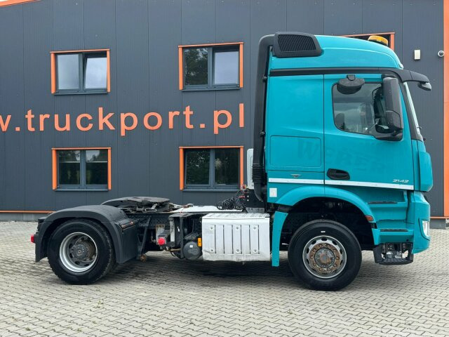 Zakup Mercedes-Benz Arocs 2142 4x4H SZM Euro 6 Kipphydraulik Mercedes-Benz Arocs 2142 4x4H SZM Euro 6 Kipphydraulik: slika Zakup Mercedes-Benz Arocs 2142 4x4H SZM Euro 6 Kipphydraulik Mercedes-Benz Arocs 2142 4x4H SZM Euro 6 Kipphydraulik