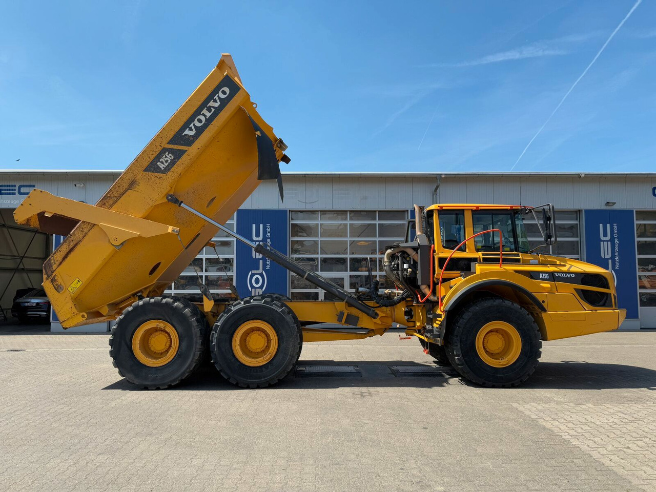 Volvo A25G Dumper 22,7 Ton 2.957 Stunden - Kiper: slika Volvo A25G Dumper 22,7 Ton 2.957 Stunden - Kiper Volvo A25G Dumper 22,7 Ton 2.957 Stunden - Kiper: slika Volvo A25G Dumper 22,7 Ton 2.957 Stunden - Kiper