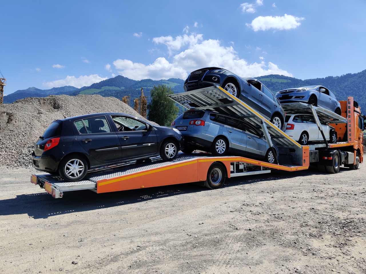 Novi Poluprikolica za prijevoz automobila KALEPAR KLP 119V5 Autotransporter: slika Novi Poluprikolica za prijevoz automobila KALEPAR KLP 119V5 Autotransporter Novi Poluprikolica za prijevoz automobila KALEPAR KLP 119V5 Autotransporter: slika Novi Poluprikolica za prijevoz automobila KALEPAR KLP 119V5 Autotransporter