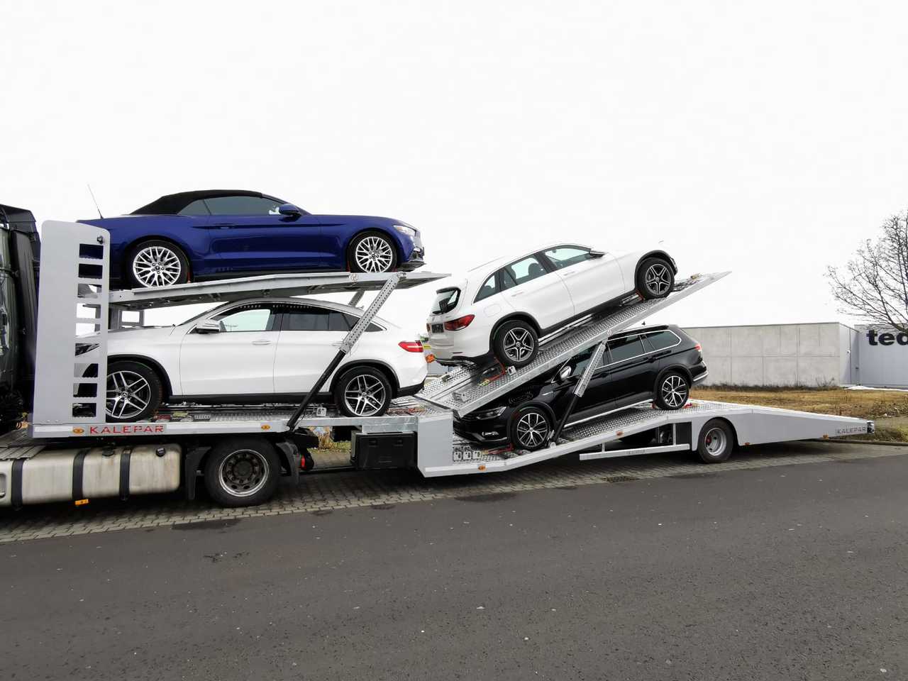 Novi Poluprikolica za prijevoz automobila KALEPAR KLP 119V5 Autotransporter: slika Novi Poluprikolica za prijevoz automobila KALEPAR KLP 119V5 Autotransporter Novi Poluprikolica za prijevoz automobila KALEPAR KLP 119V5 Autotransporter: slika Novi Poluprikolica za prijevoz automobila KALEPAR KLP 119V5 Autotransporter