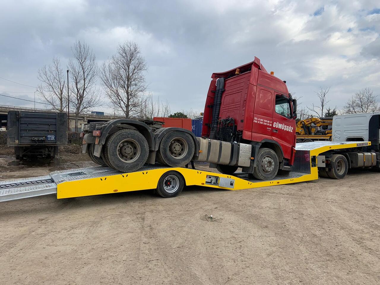 KALEPAR LKW/TRUCK TRANSPORTER - Poluprikolica za prijevoz automobila: slika KALEPAR LKW/TRUCK TRANSPORTER - Poluprikolica za prijevoz automobila KALEPAR LKW/TRUCK TRANSPORTER - Poluprikolica za prijevoz automobila: slika KALEPAR LKW/TRUCK TRANSPORTER - Poluprikolica za prijevoz automobila