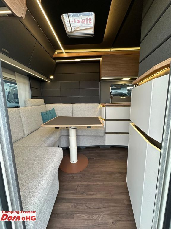 Novi Kamp prikolica Knaus Azur 460 EU ehem. Messefahrzeug Knaus Azur 460 EU ehem. Messefahrzeug: slika Novi Kamp prikolica Knaus Azur 460 EU ehem. Messefahrzeug Knaus Azur 460 EU ehem. Messefahrzeug