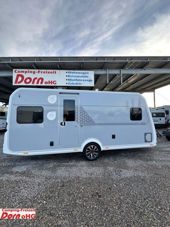 Knaus Azur 500 FU ehem. Messefahrzeug - Kamp prikolica: slika Knaus Azur 500 FU ehem. Messefahrzeug - Kamp prikolica Knaus Azur 500 FU ehem. Messefahrzeug - Kamp prikolica: slika Knaus Azur 500 FU ehem. Messefahrzeug - Kamp prikolica