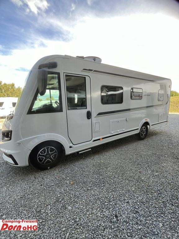 Weinsberg CaraCore 650 MF 180PS/Automatik/Maxi Weinsberg CaraCore 650 MF 180PS/Automatik/Maxi - Integrirani kamper: slika Weinsberg CaraCore 650 MF 180PS/Automatik/Maxi Weinsberg CaraCore 650 MF 180PS/Automatik/Maxi - Integrirani kamper Weinsberg CaraCore 650 MF 180PS/Automatik/Maxi Weinsberg CaraCore 650 MF 180PS/Automatik/Maxi - Integrirani kamper: slika Weinsberg CaraCore 650 MF 180PS/Automatik/Maxi Weinsberg CaraCore 650 MF 180PS/Automatik/Maxi - Integrirani kamper