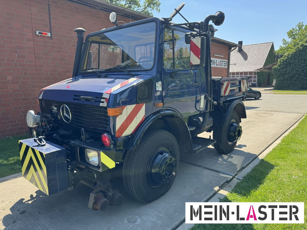 Mercedes-Benz U 1600 Zweiweg ZW 100 AHK 600t nur 14.084 km - Kamion: slika Mercedes-Benz U 1600 Zweiweg ZW 100 AHK 600t nur 14.084 km - Kamion Mercedes-Benz U 1600 Zweiweg ZW 100 AHK 600t nur 14.084 km - Kamion: slika Mercedes-Benz U 1600 Zweiweg ZW 100 AHK 600t nur 14.084 km - Kamion