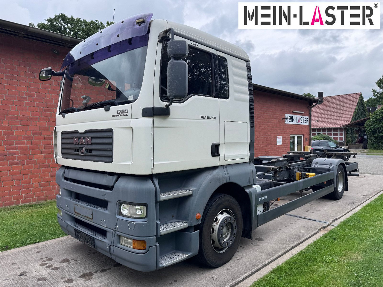 MAN TGA 18.350 BDF 5 Sitzer Klima 209.380 km - Transporter kontejnera/ Kamion s izmjenjivim sanducima: slika MAN TGA 18.350 BDF 5 Sitzer Klima 209.380 km - Transporter kontejnera/ Kamion s izmjenjivim sanducima MAN TGA 18.350 BDF 5 Sitzer Klima 209.380 km - Transporter kontejnera/ Kamion s izmjenjivim sanducima: slika MAN TGA 18.350 BDF 5 Sitzer Klima 209.380 km - Transporter kontejnera/ Kamion s izmjenjivim sanducima