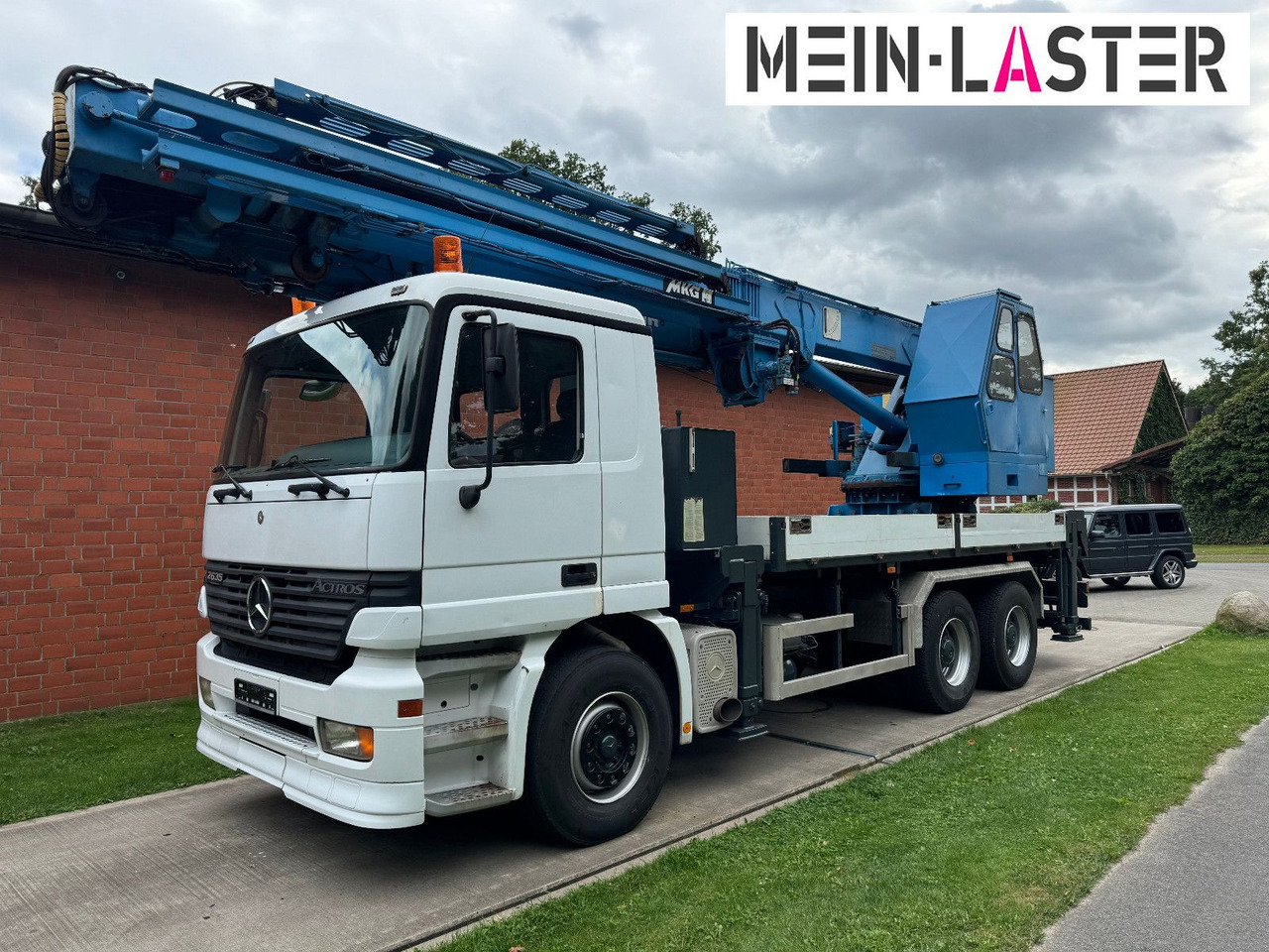 Mercedes-Benz 3335 V6 MKG 550 Ta2-a2 -46m 420 kg Funk - Kamion s kranom: slika Mercedes-Benz 3335 V6 MKG 550 Ta2-a2 -46m 420 kg Funk - Kamion s kranom Mercedes-Benz 3335 V6 MKG 550 Ta2-a2 -46m 420 kg Funk - Kamion s kranom: slika Mercedes-Benz 3335 V6 MKG 550 Ta2-a2 -46m 420 kg Funk - Kamion s kranom