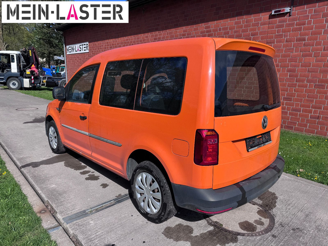 Zakup  Volkswagen Caddy 2.0 TDI Klima 1. Hand 73.300 km Volkswagen Caddy 2.0 TDI Klima 1. Hand 73.300 km: slika Zakup  Volkswagen Caddy 2.0 TDI Klima 1. Hand 73.300 km Volkswagen Caddy 2.0 TDI Klima 1. Hand 73.300 km