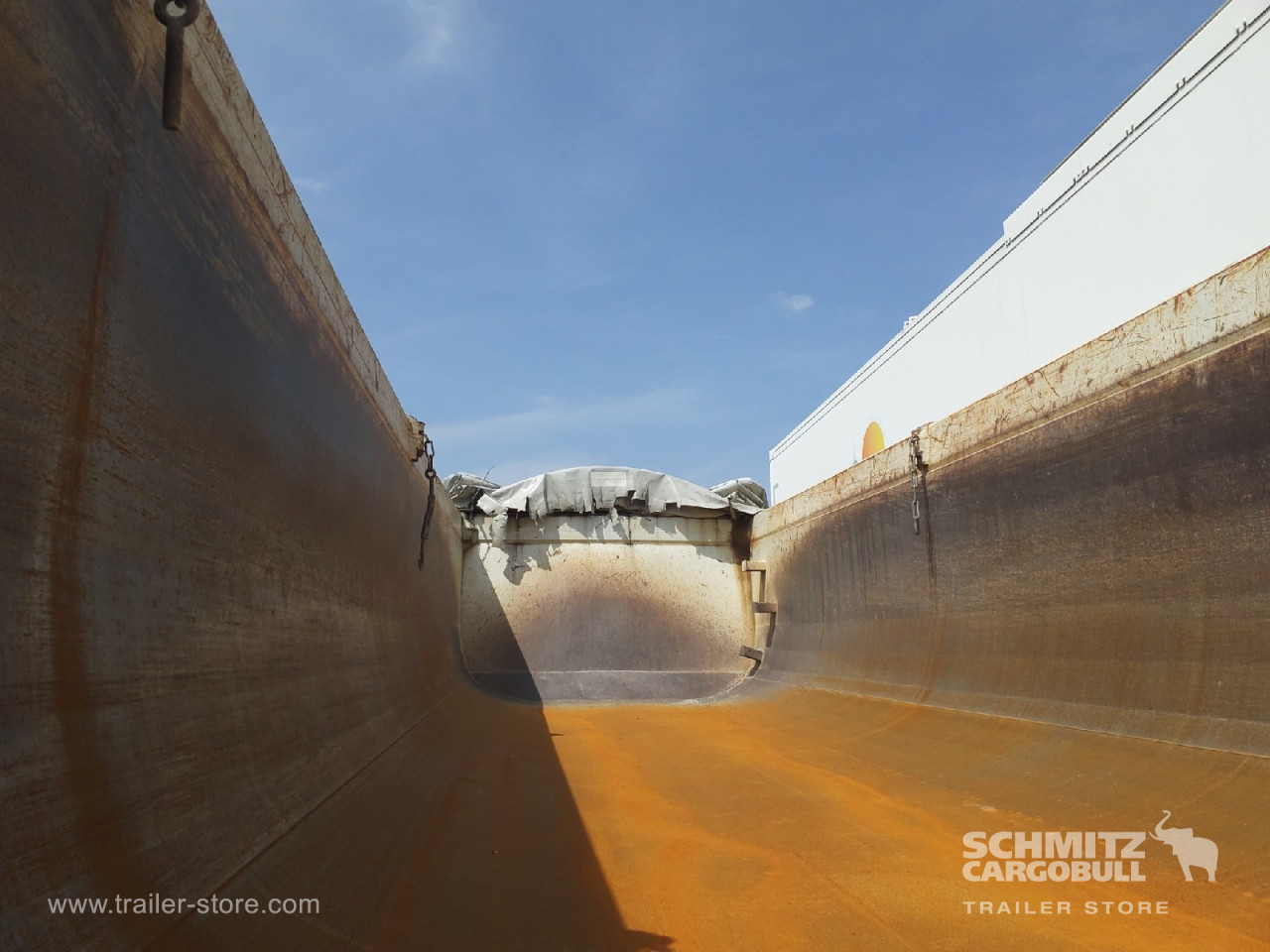 SCHMITZ Tipper Steel half pipe body 24m³ - Kiper poluprikolica: slika SCHMITZ Tipper Steel half pipe body 24m³ - Kiper poluprikolica SCHMITZ Tipper Steel half pipe body 24m³ - Kiper poluprikolica: slika SCHMITZ Tipper Steel half pipe body 24m³ - Kiper poluprikolica