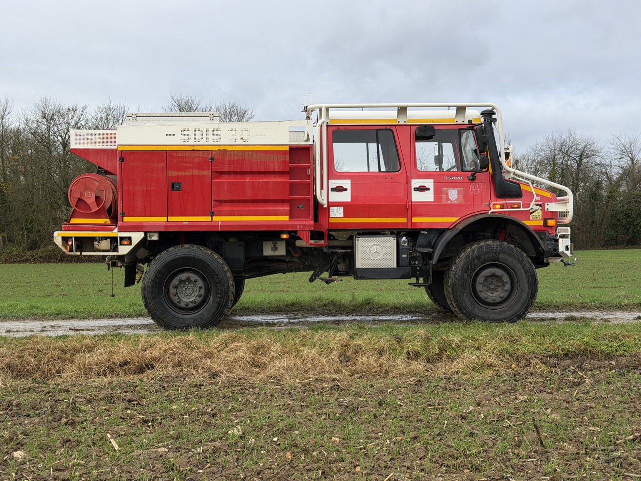 DE POMPIER MERCEDES-BENZ U5000 4X4 UNIMOG - Kamion: slika DE POMPIER MERCEDES-BENZ U5000 4X4 UNIMOG - Kamion DE POMPIER MERCEDES-BENZ U5000 4X4 UNIMOG - Kamion: slika DE POMPIER MERCEDES-BENZ U5000 4X4 UNIMOG - Kamion