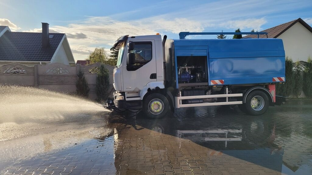 Renault Midlum WATER STREET CLEANER 8000l. laveuse - Namjenska/ Posebna vozila: slika Renault Midlum WATER STREET CLEANER 8000l. laveuse - Namjenska/ Posebna vozila Renault Midlum WATER STREET CLEANER 8000l. laveuse - Namjenska/ Posebna vozila: slika Renault Midlum WATER STREET CLEANER 8000l. laveuse - Namjenska/ Posebna vozila