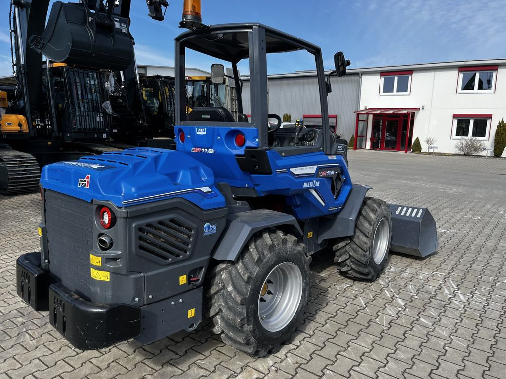 Multione 11.6 K - Utovarivač na kotačima: slika Multione 11.6 K - Utovarivač na kotačima Multione 11.6 K - Utovarivač na kotačima: slika Multione 11.6 K - Utovarivač na kotačima