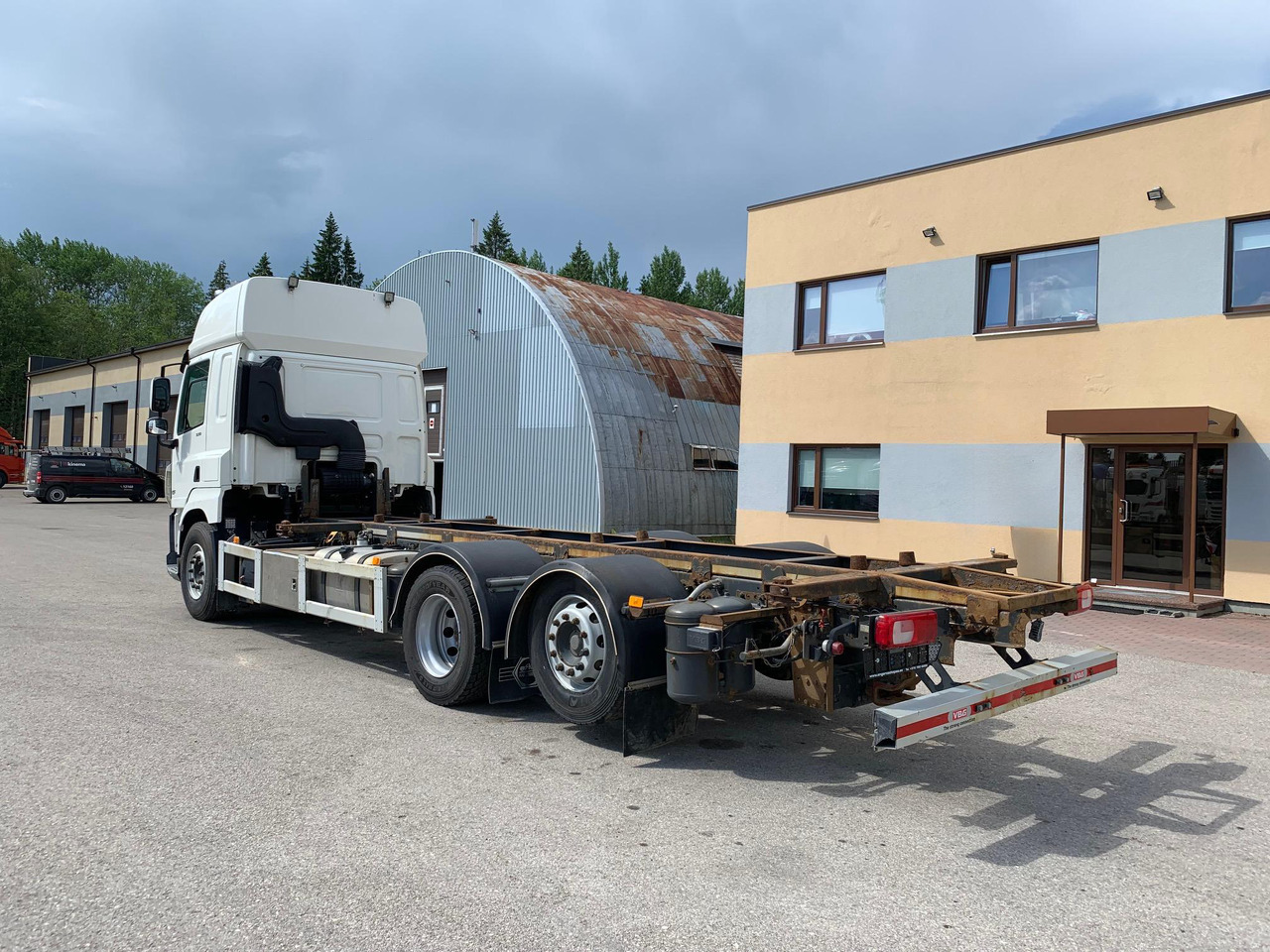 DAF CF 530 - Kamion-šasija: slika DAF CF 530 - Kamion-šasija DAF CF 530 - Kamion-šasija: slika DAF CF 530 - Kamion-šasija