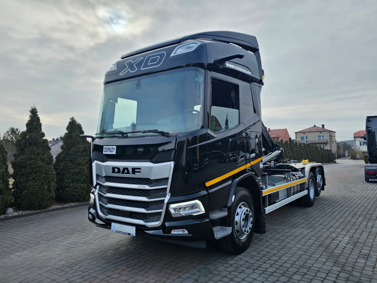 DAF XD 450 - Kamion s kukastom dizalicom: slika DAF XD 450 - Kamion s kukastom dizalicom DAF XD 450 - Kamion s kukastom dizalicom: slika DAF XD 450 - Kamion s kukastom dizalicom