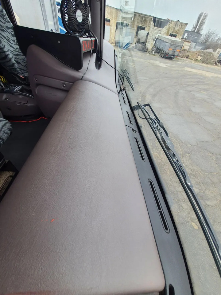 Kamion s otvorenim sandukom RENAULT Magnum 430 6x2 Grain truck: slika Kamion s otvorenim sandukom RENAULT Magnum 430 6x2 Grain truck