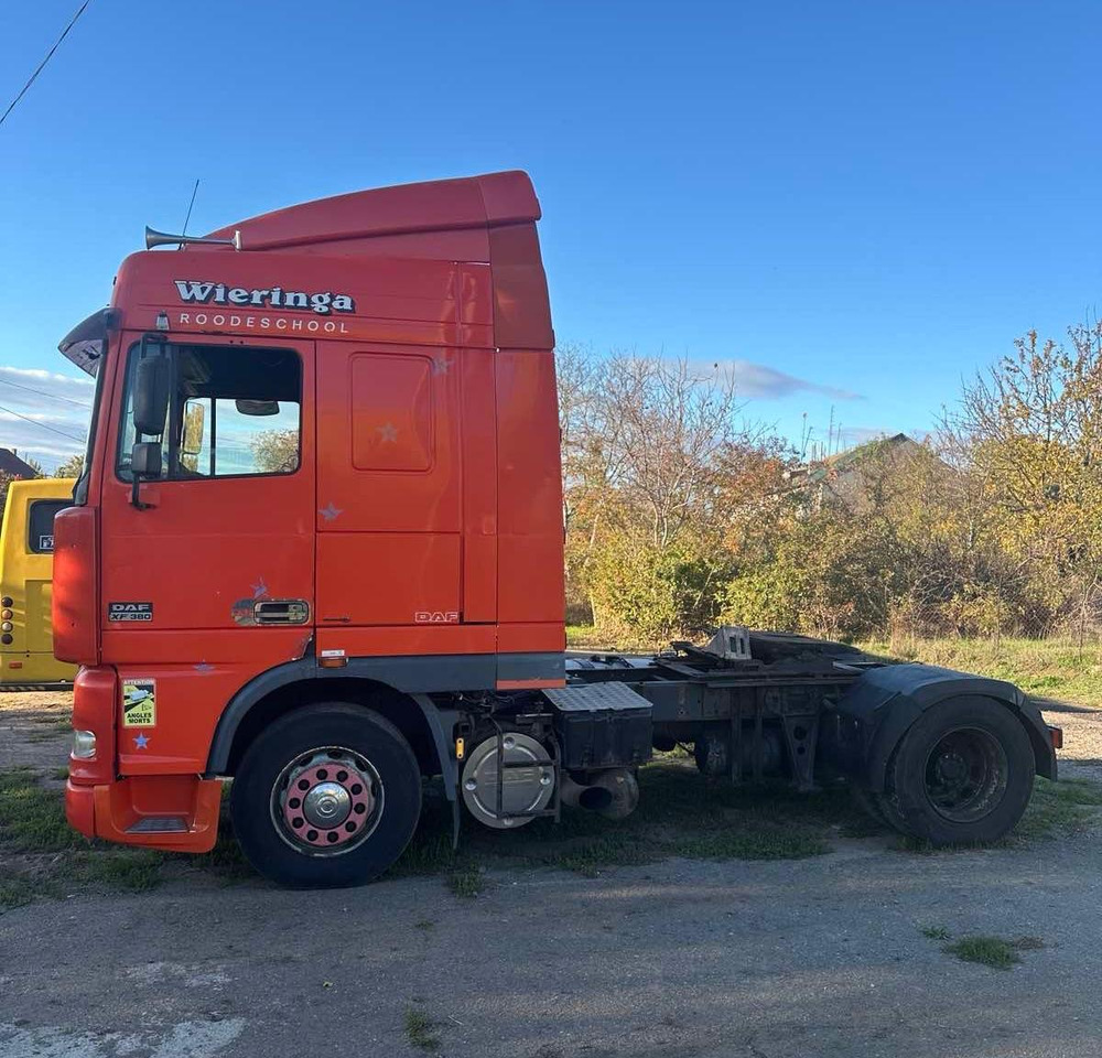 DAF XF 95.380 - Tegljač: slika DAF XF 95.380 - Tegljač DAF XF 95.380 - Tegljač: slika DAF XF 95.380 - Tegljač