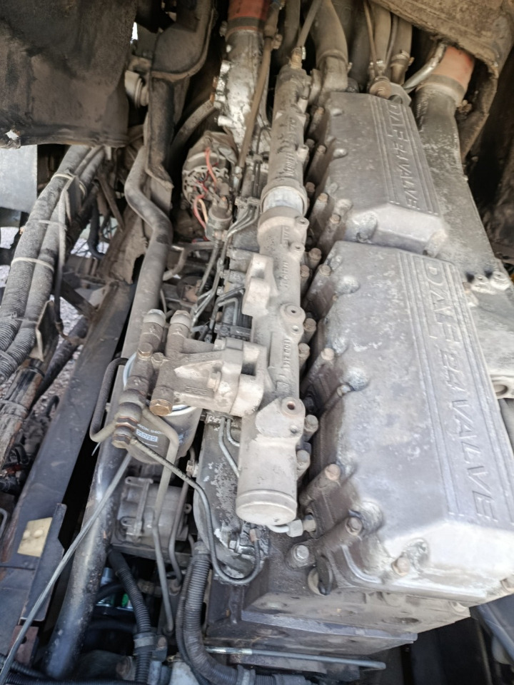 Tegljač DAF XF 95.380 S1681: slika Tegljač DAF XF 95.380 S1681 Tegljač DAF XF 95.380 S1681: slika Tegljač DAF XF 95.380 S1681