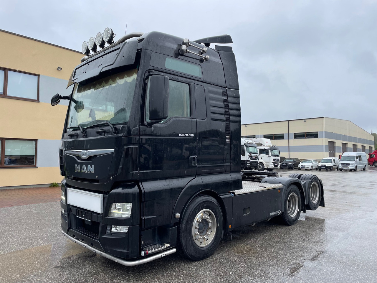 MAN TGX 28.560 - Tegljač: slika MAN TGX 28.560 - Tegljač MAN TGX 28.560 - Tegljač: slika MAN TGX 28.560 - Tegljač
