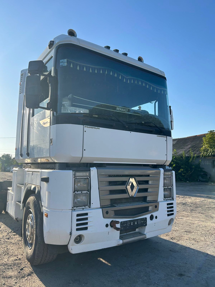 RENAULT Magnum 390 - Tegljač: slika RENAULT Magnum 390 - Tegljač RENAULT Magnum 390 - Tegljač: slika RENAULT Magnum 390 - Tegljač