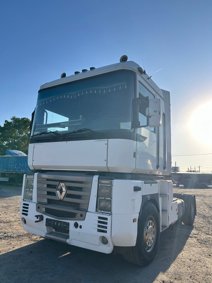 RENAULT Magnum 390 - Tegljač: slika RENAULT Magnum 390 - Tegljač RENAULT Magnum 390 - Tegljač: slika RENAULT Magnum 390 - Tegljač
