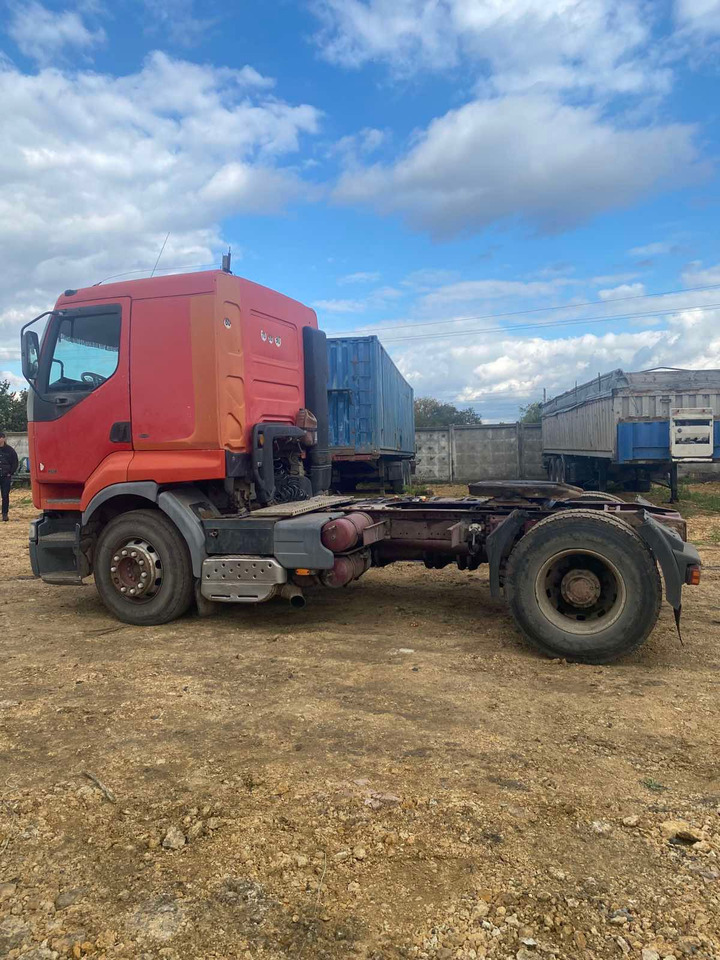 RENAULT Premium 340 - Tegljač: slika RENAULT Premium 340 - Tegljač RENAULT Premium 340 - Tegljač: slika RENAULT Premium 340 - Tegljač