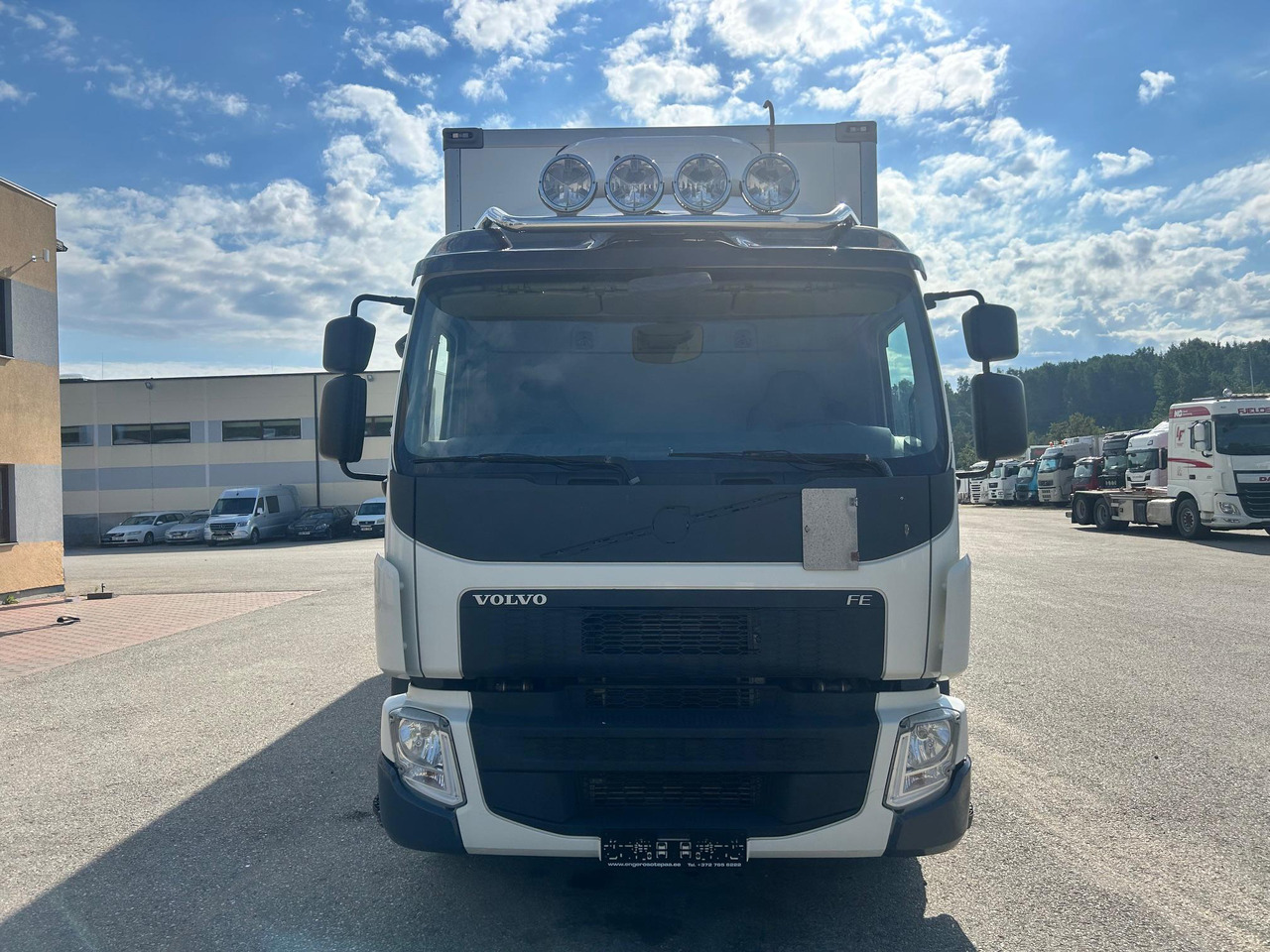VOLVO FE280 - Kamion sandučar: slika VOLVO FE280 - Kamion sandučar VOLVO FE280 - Kamion sandučar: slika VOLVO FE280 - Kamion sandučar