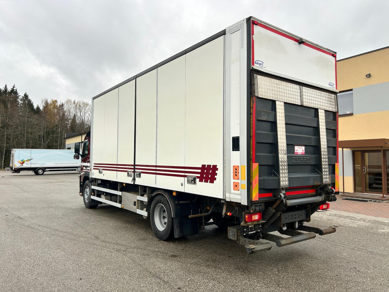 VOLVO FM370 - Kamion hladnjača: slika VOLVO FM370 - Kamion hladnjača VOLVO FM370 - Kamion hladnjača: slika VOLVO FM370 - Kamion hladnjača
