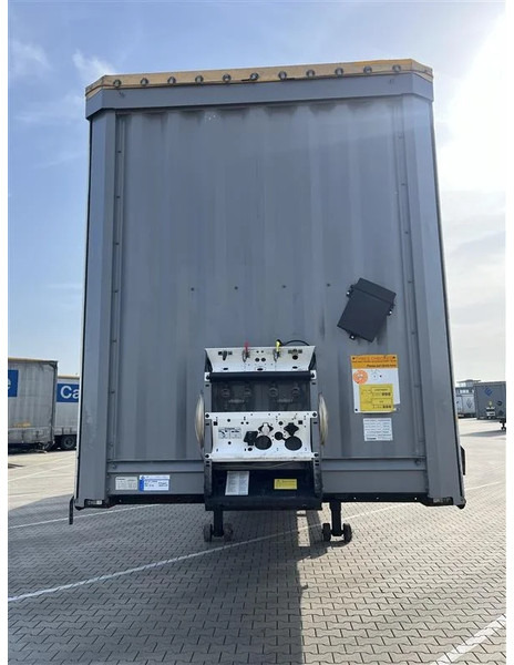 Krone 100x 2015 XL MEGA P400 HUCKEPACK - Poluprikolica sa zatvorenim sandukom: slika Krone 100x 2015 XL MEGA P400 HUCKEPACK - Poluprikolica sa zatvorenim sandukom Krone 100x 2015 XL MEGA P400 HUCKEPACK - Poluprikolica sa zatvorenim sandukom: slika Krone 100x 2015 XL MEGA P400 HUCKEPACK - Poluprikolica sa zatvorenim sandukom