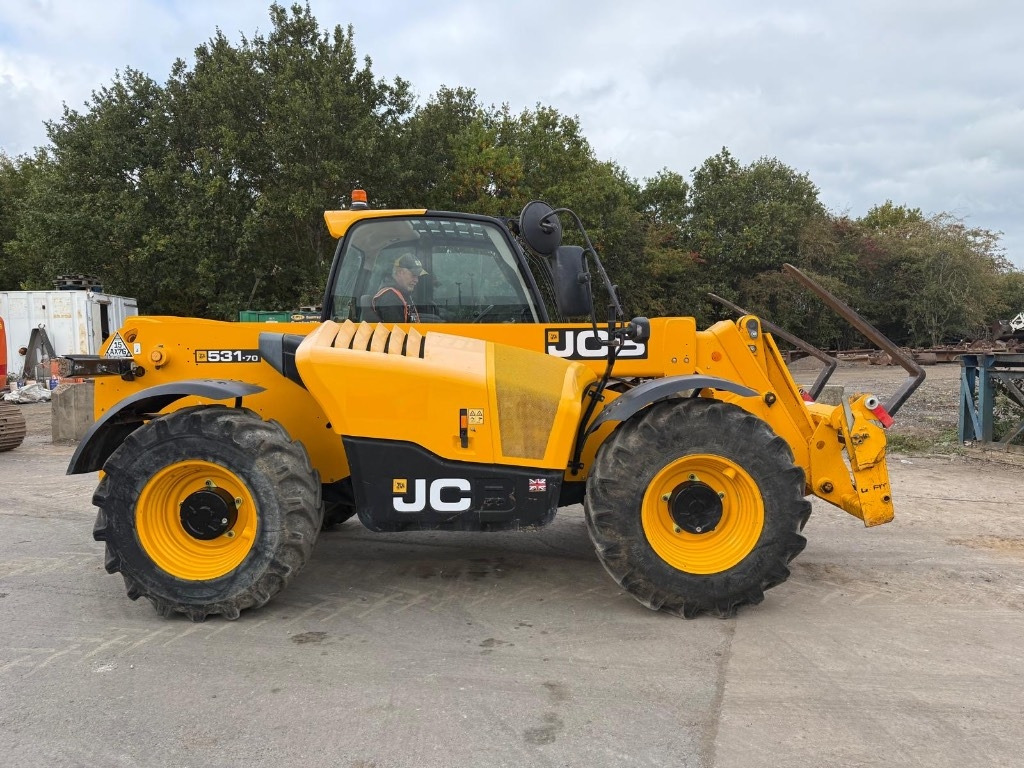JCB 531-70 - Teleskopski rukovatelj: slika JCB 531-70 - Teleskopski rukovatelj JCB 531-70 - Teleskopski rukovatelj: slika JCB 531-70 - Teleskopski rukovatelj
