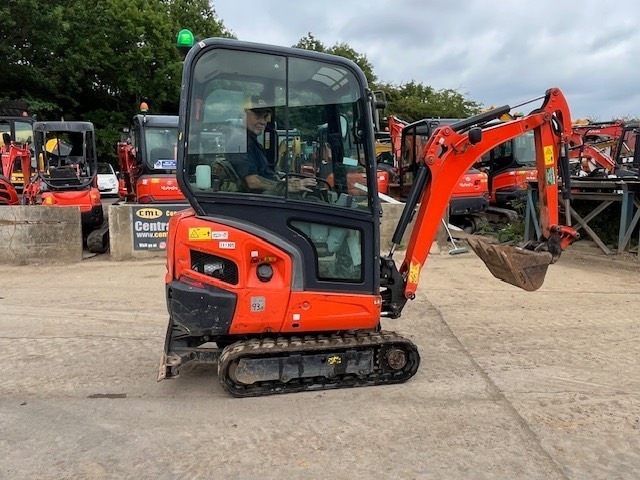 Kubota KX 016-4 - Mini bager: slika Kubota KX 016-4 - Mini bager Kubota KX 016-4 - Mini bager: slika Kubota KX 016-4 - Mini bager