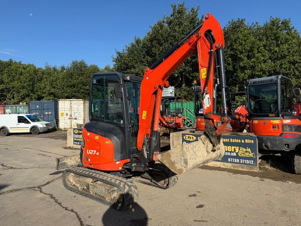Kubota U 27-4 - Mini bager: slika Kubota U 27-4 - Mini bager Kubota U 27-4 - Mini bager: slika Kubota U 27-4 - Mini bager