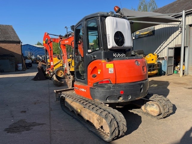 Kubota U 48-4 - Mini bager: slika Kubota U 48-4 - Mini bager Kubota U 48-4 - Mini bager: slika Kubota U 48-4 - Mini bager