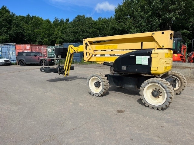 Niftylift HR 17 D 4x4 - Zglobni krak: slika Niftylift HR 17 D 4x4 - Zglobni krak Niftylift HR 17 D 4x4 - Zglobni krak: slika Niftylift HR 17 D 4x4 - Zglobni krak