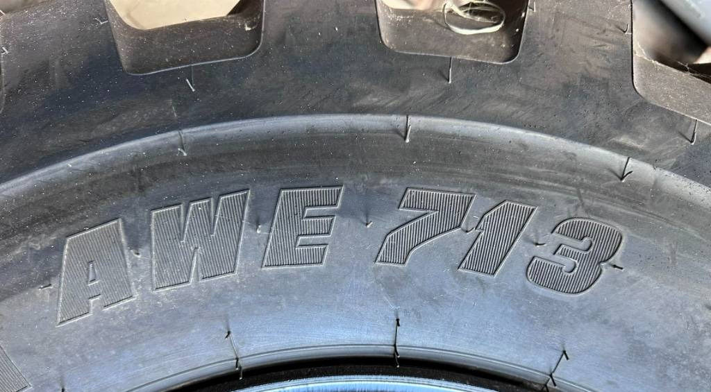 Apollo 10.00 - 20 Kompletträder - Complet t - Bager na kotačima: slika Apollo 10.00 - 20 Kompletträder - Complet t - Bager na kotačima Apollo 10.00 - 20 Kompletträder - Complet t - Bager na kotačima: slika Apollo 10.00 - 20 Kompletträder - Complet t - Bager na kotačima