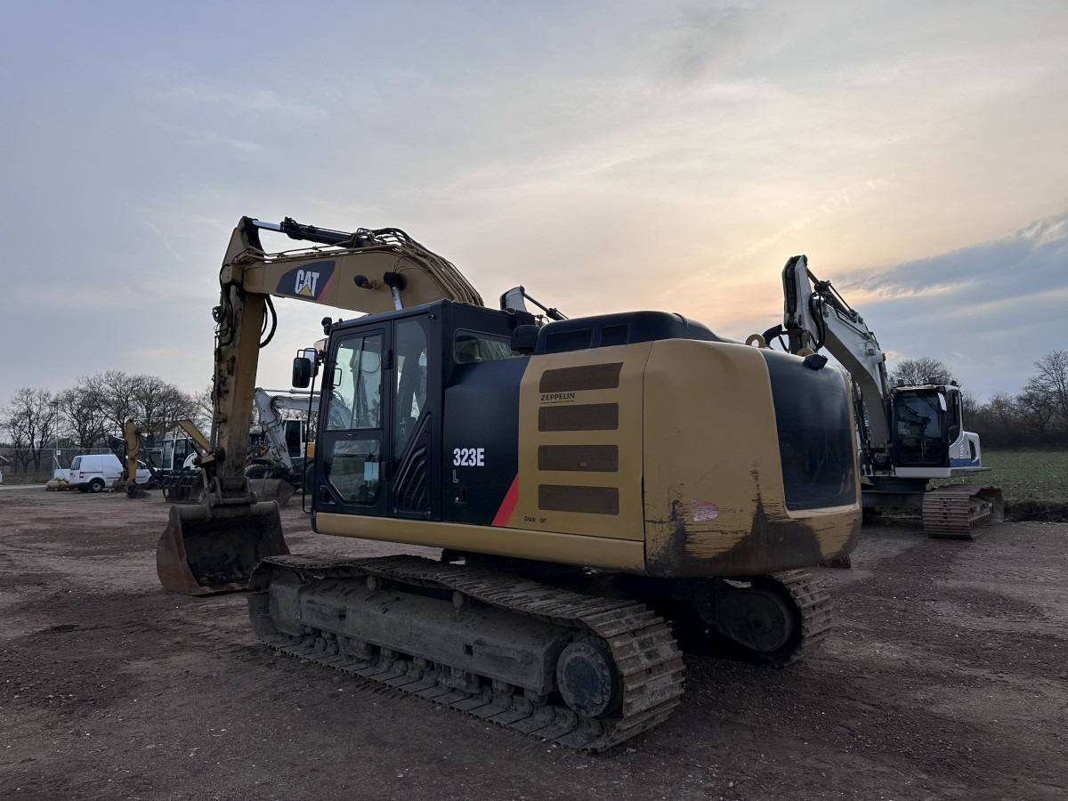 CATERPILLAR 323 EL Deutsche Maschine! Top !!! - Bager gusjeničar: slika CATERPILLAR 323 EL Deutsche Maschine! Top !!! - Bager gusjeničar CATERPILLAR 323 EL Deutsche Maschine! Top !!! - Bager gusjeničar: slika CATERPILLAR 323 EL Deutsche Maschine! Top !!! - Bager gusjeničar