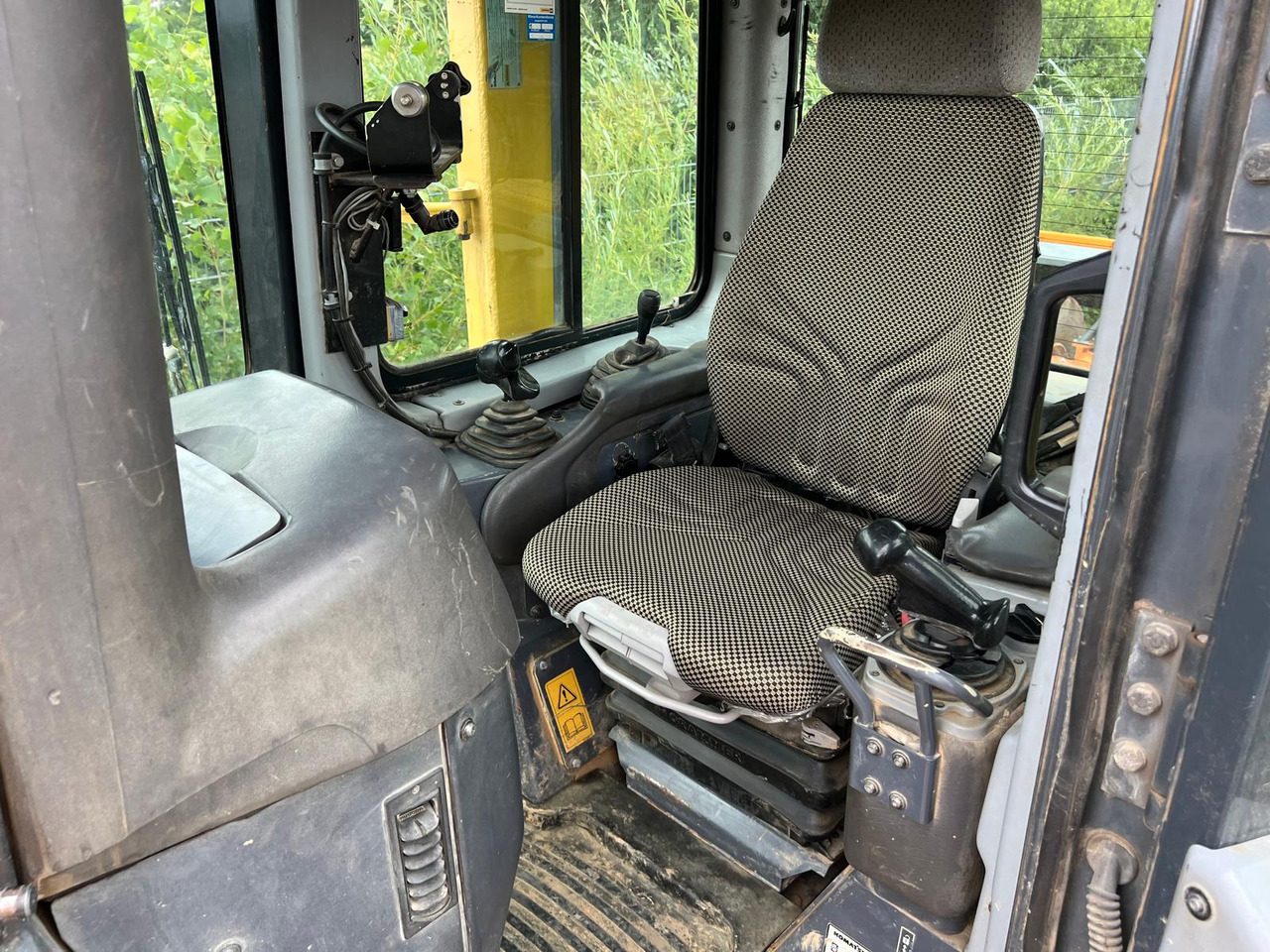 KOMATSU D 61 PX-15 Ripper 3Mtr.+Klima Deutsche Maschine! - Buldožer: slika KOMATSU D 61 PX-15 Ripper 3Mtr.+Klima Deutsche Maschine! - Buldožer KOMATSU D 61 PX-15 Ripper 3Mtr.+Klima Deutsche Maschine! - Buldožer: slika KOMATSU D 61 PX-15 Ripper 3Mtr.+Klima Deutsche Maschine! - Buldožer