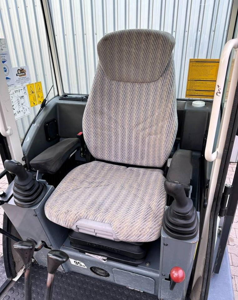 Mini bager Terex TC 35 mit 3 Löffel: slika Mini bager Terex TC 35 mit 3 Löffel