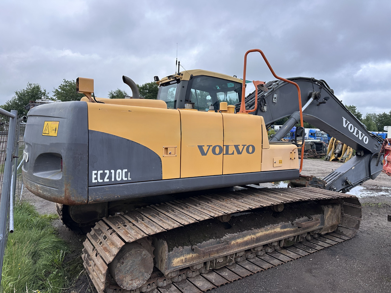 VOLVO EC 210 CL Deutsche Maschine! Top !!! - Bager gusjeničar: slika VOLVO EC 210 CL Deutsche Maschine! Top !!! - Bager gusjeničar VOLVO EC 210 CL Deutsche Maschine! Top !!! - Bager gusjeničar: slika VOLVO EC 210 CL Deutsche Maschine! Top !!! - Bager gusjeničar