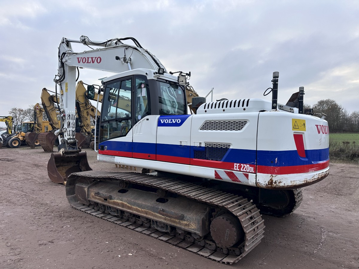 VOLVO EC 220 DL German machine! - Bager: slika VOLVO EC 220 DL German machine! - Bager VOLVO EC 220 DL German machine! - Bager: slika VOLVO EC 220 DL German machine! - Bager
