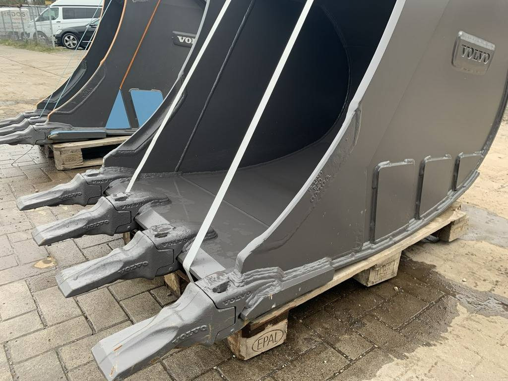 Novi Korpa za bager Volvo S 60 / S6 Tieflöffel bucket 1.000mm: slika Novi Korpa za bager Volvo S 60 / S6 Tieflöffel bucket 1.000mm