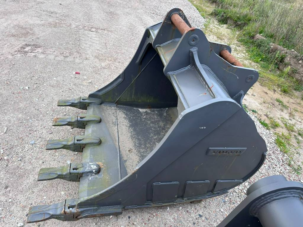 Volvo S 70 / S7 Tieflöffel bucket 1.500mm cbm 1.5 m³ - Korpa za bager: slika Volvo S 70 / S7 Tieflöffel bucket 1.500mm cbm 1.5 m³ - Korpa za bager Volvo S 70 / S7 Tieflöffel bucket 1.500mm cbm 1.5 m³ - Korpa za bager: slika Volvo S 70 / S7 Tieflöffel bucket 1.500mm cbm 1.5 m³ - Korpa za bager
