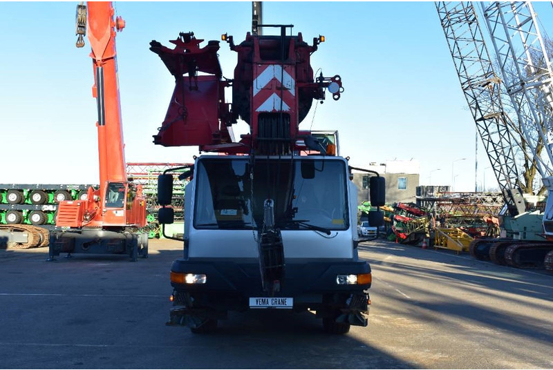 Liebherr LTM 1040-2.1 - Autodizalica za sve terene: slika Liebherr LTM 1040-2.1 - Autodizalica za sve terene Liebherr LTM 1040-2.1 - Autodizalica za sve terene: slika Liebherr LTM 1040-2.1 - Autodizalica za sve terene